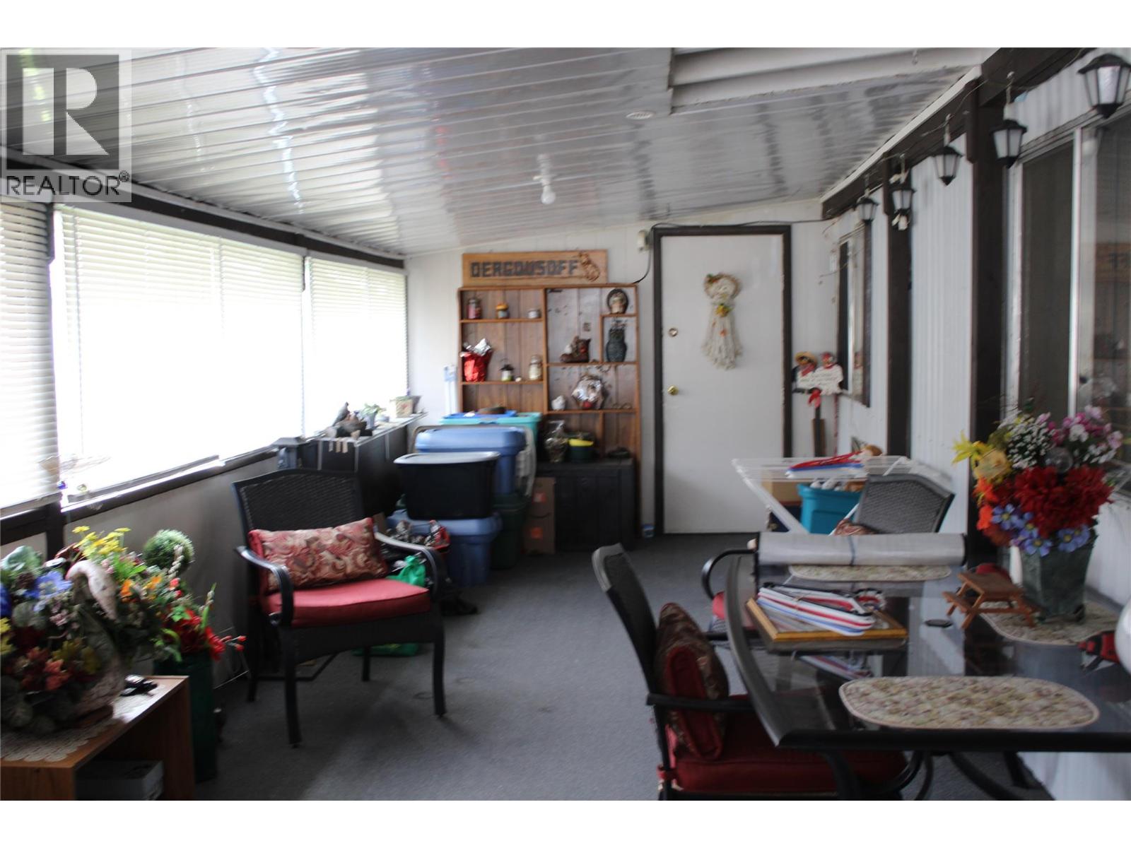 5280 69 AVENUE NE - 9