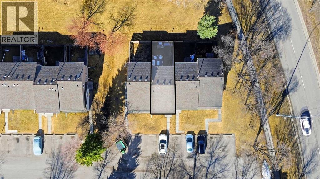 Single Family House for Sale in    Avenue SE Penbrooke Meadows Calgary 