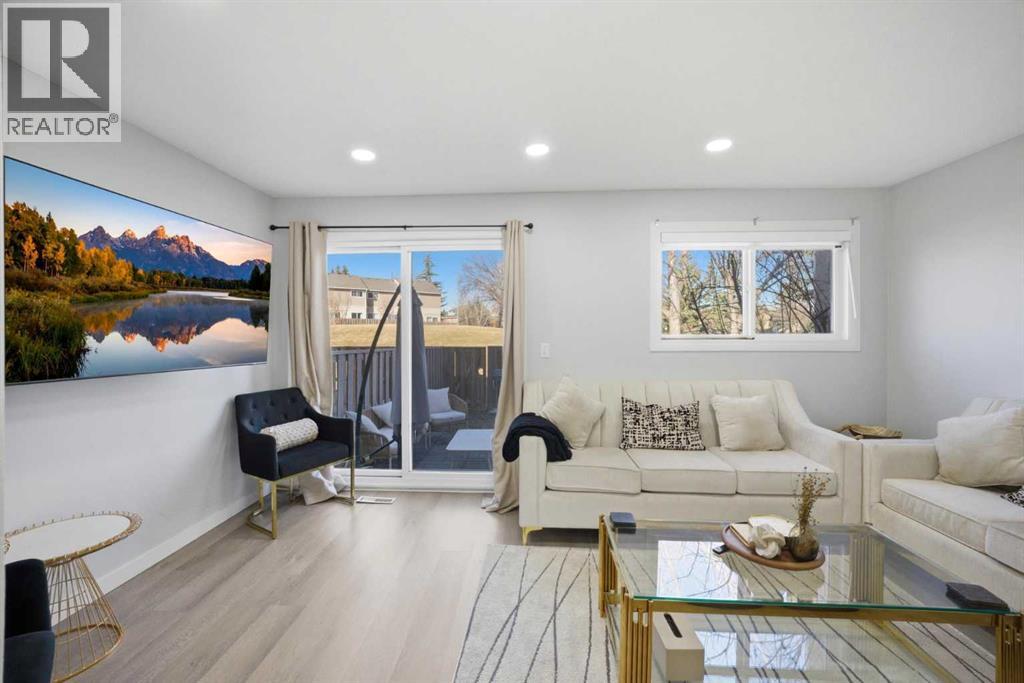 Single Family House for Sale in    Avenue SE Penbrooke Meadows Calgary 