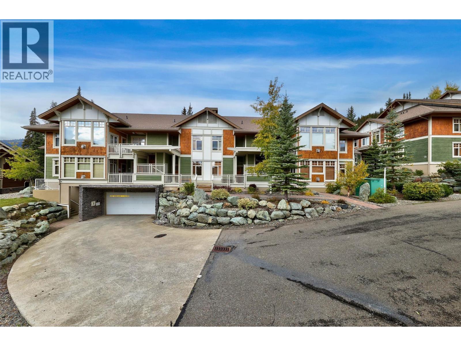 #35 5015 VALLEY Drive - 1