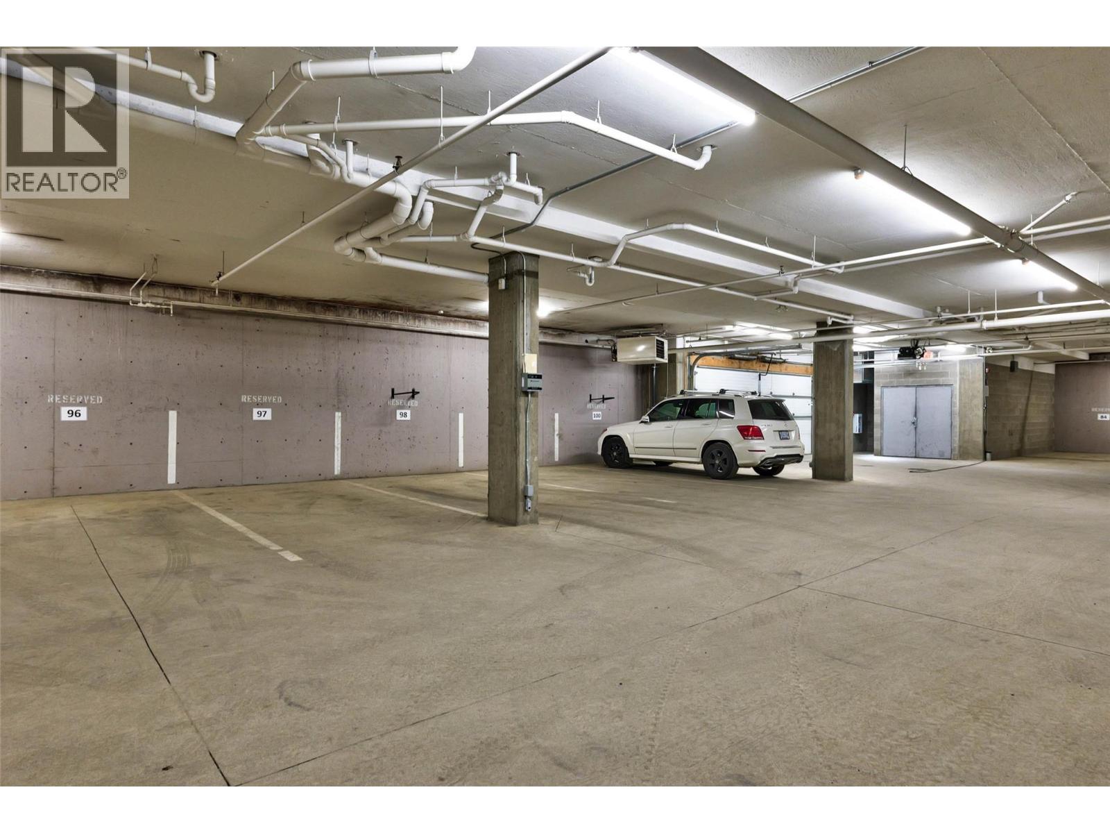 #35 5015 VALLEY Drive - 35