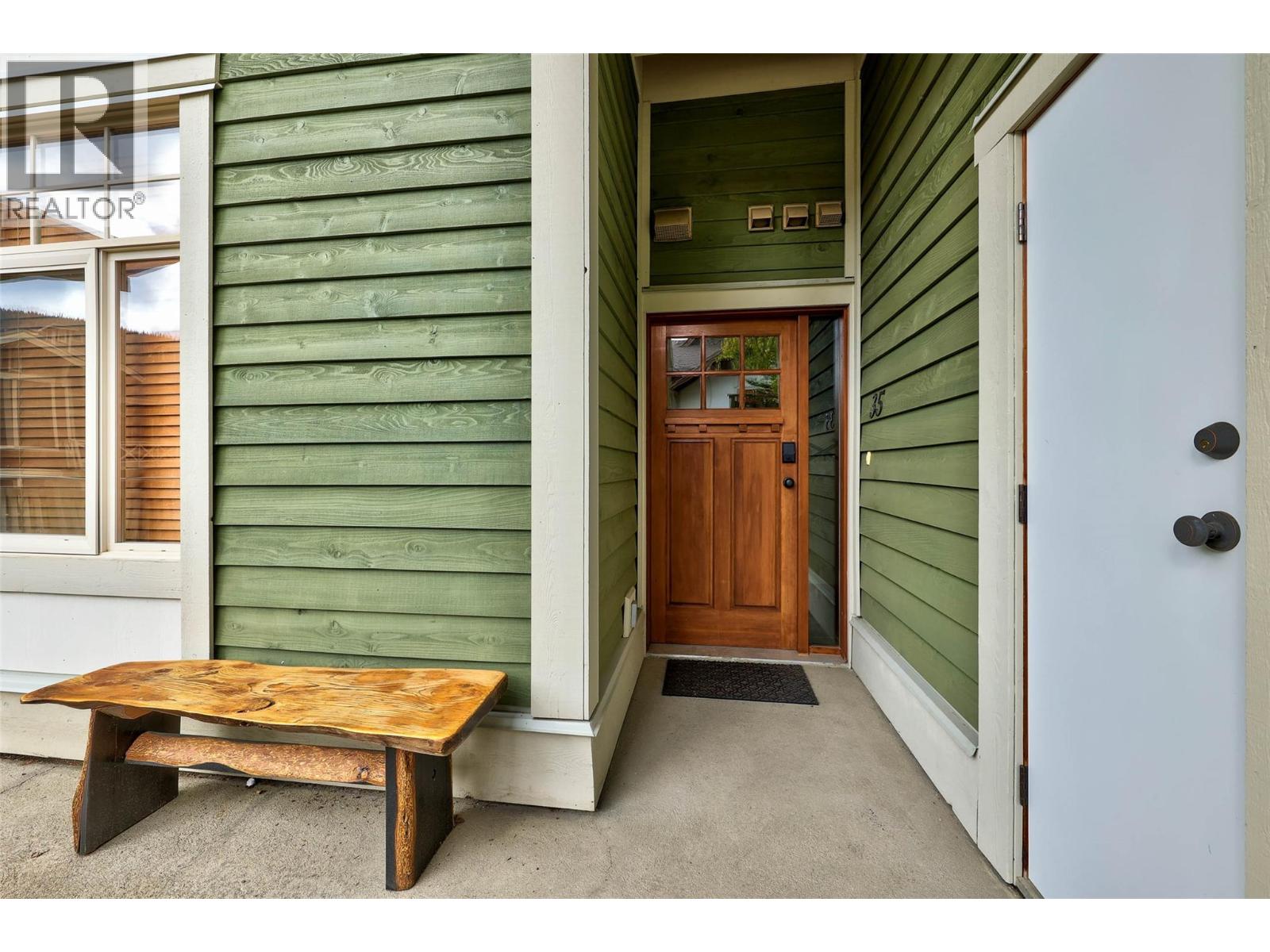 #35 5015 VALLEY DRIVE - Image 3