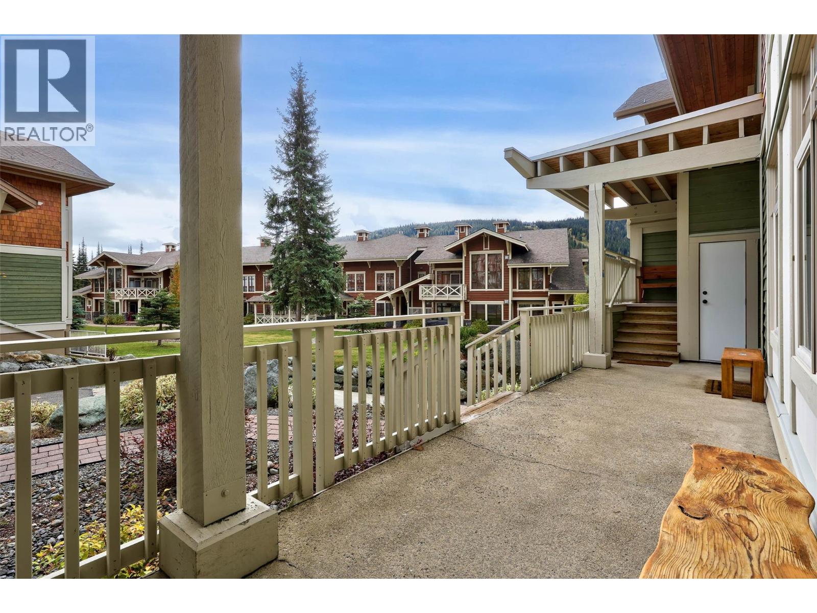 #35 5015 VALLEY Drive - 4