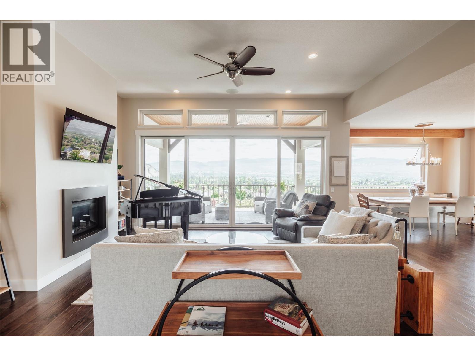  747 Traditions Crescent, Kelowna