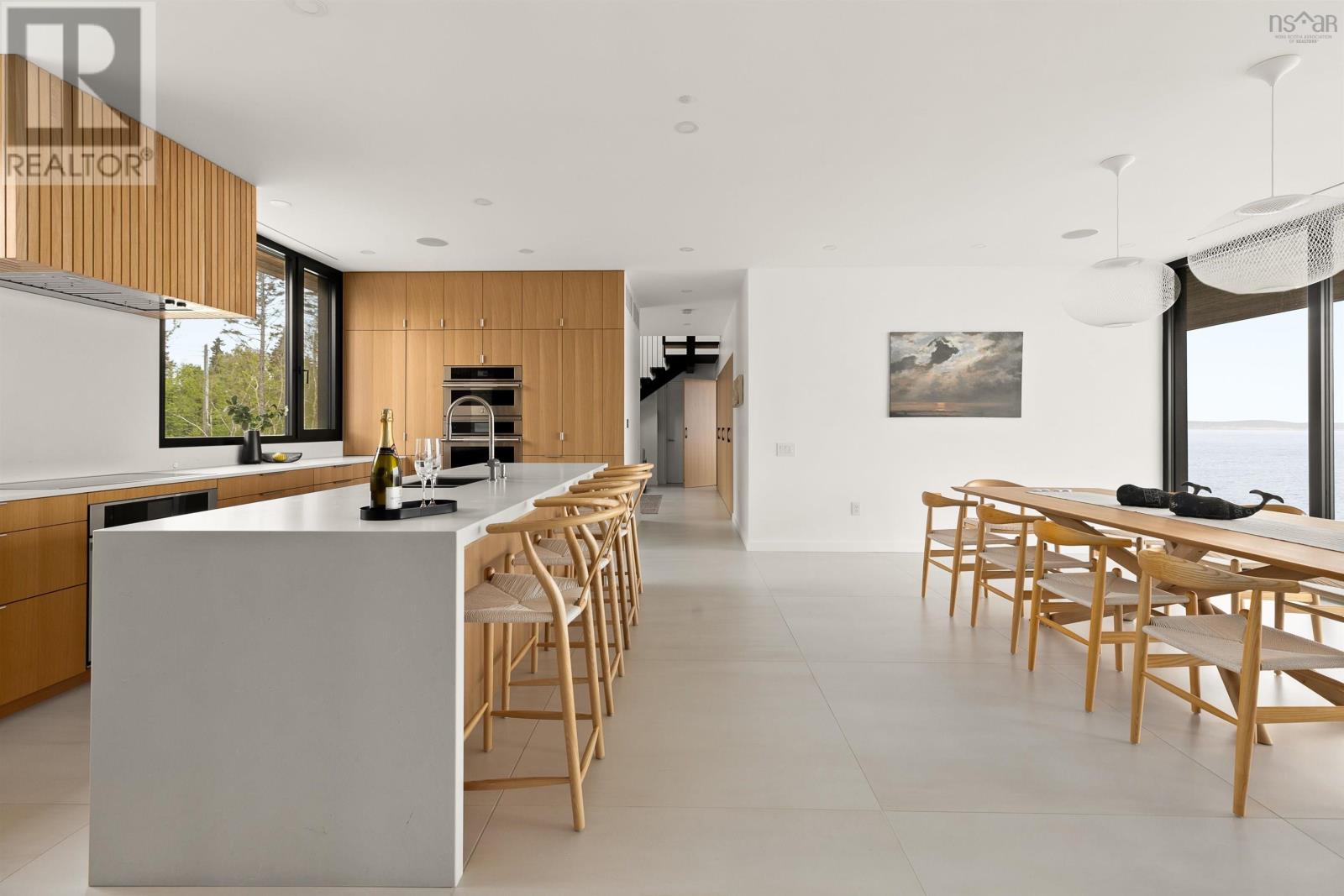 Property 17 of 51 of 38 Island Watch Run