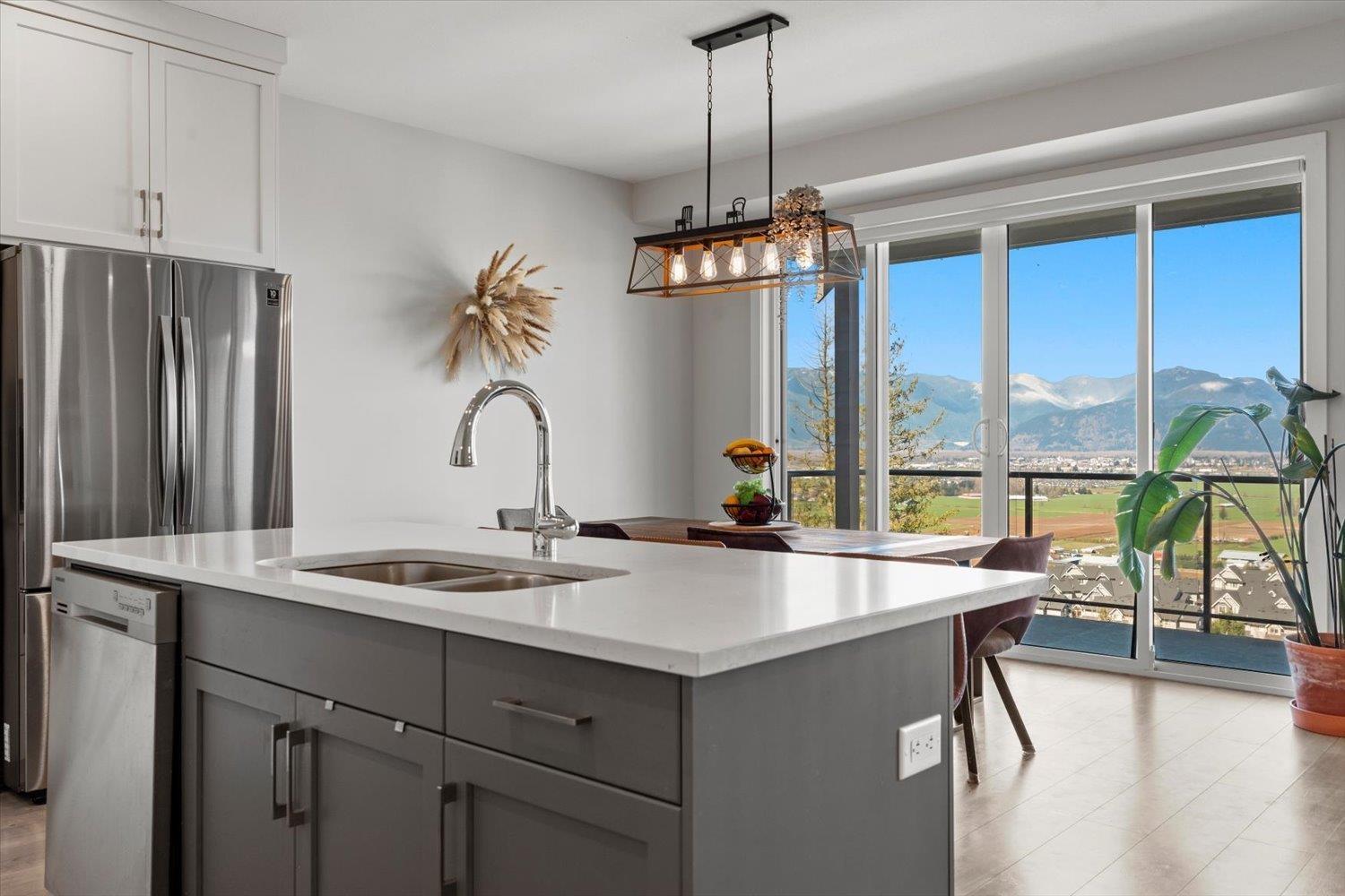 3 47203 VISTA PLACE, Promontory, Chilliwack