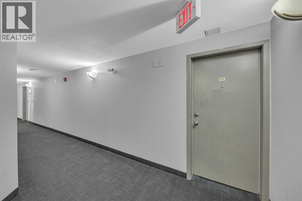 
          333 Taravista Drive Northeast
            <br/>
            <span>Calgary</span>
            , 
            <span>AB</span>
             <span>T3J0H3</span>
         - Photo 8