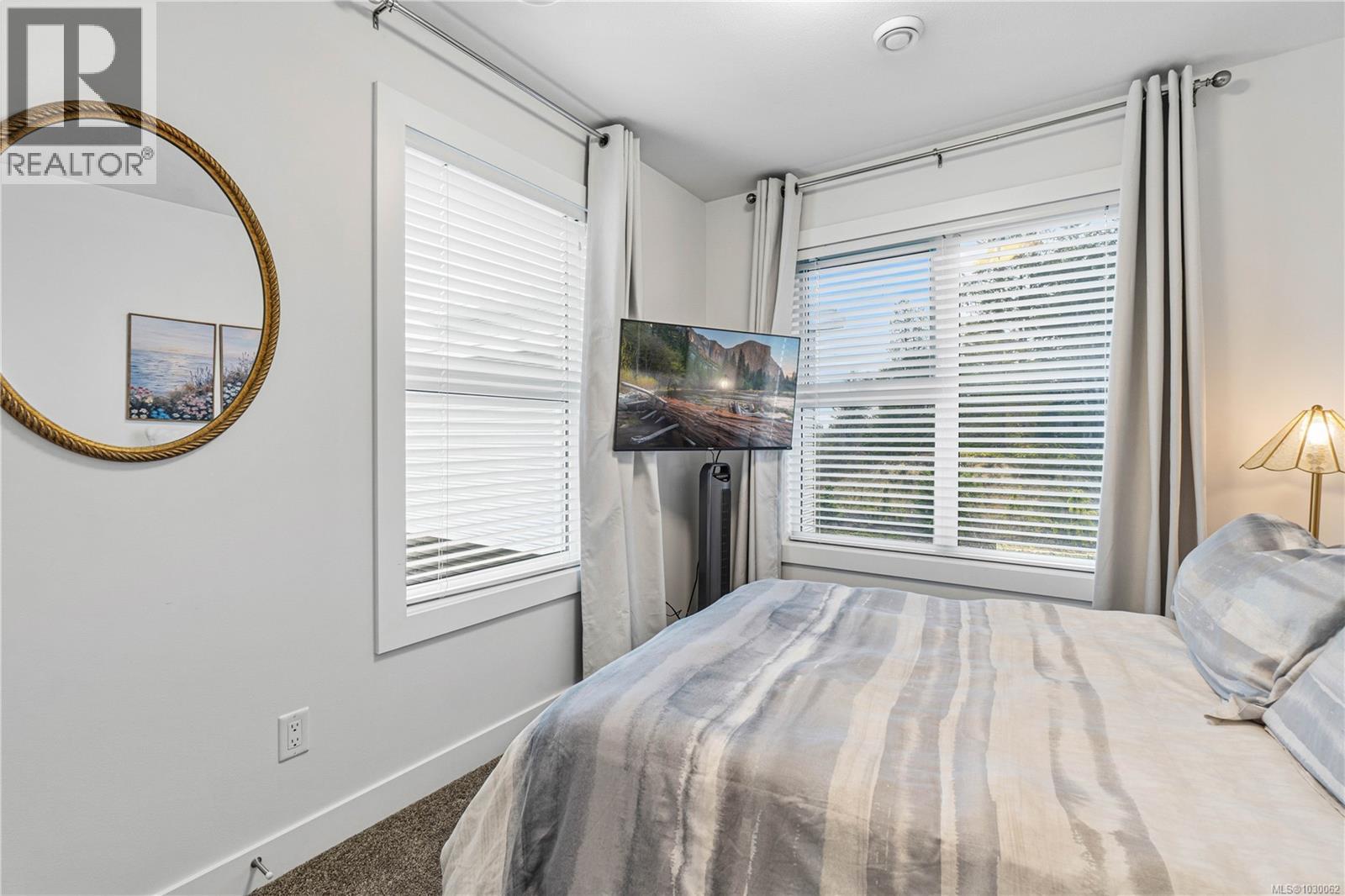 #103 1800 SUMMERHILL PL - 23