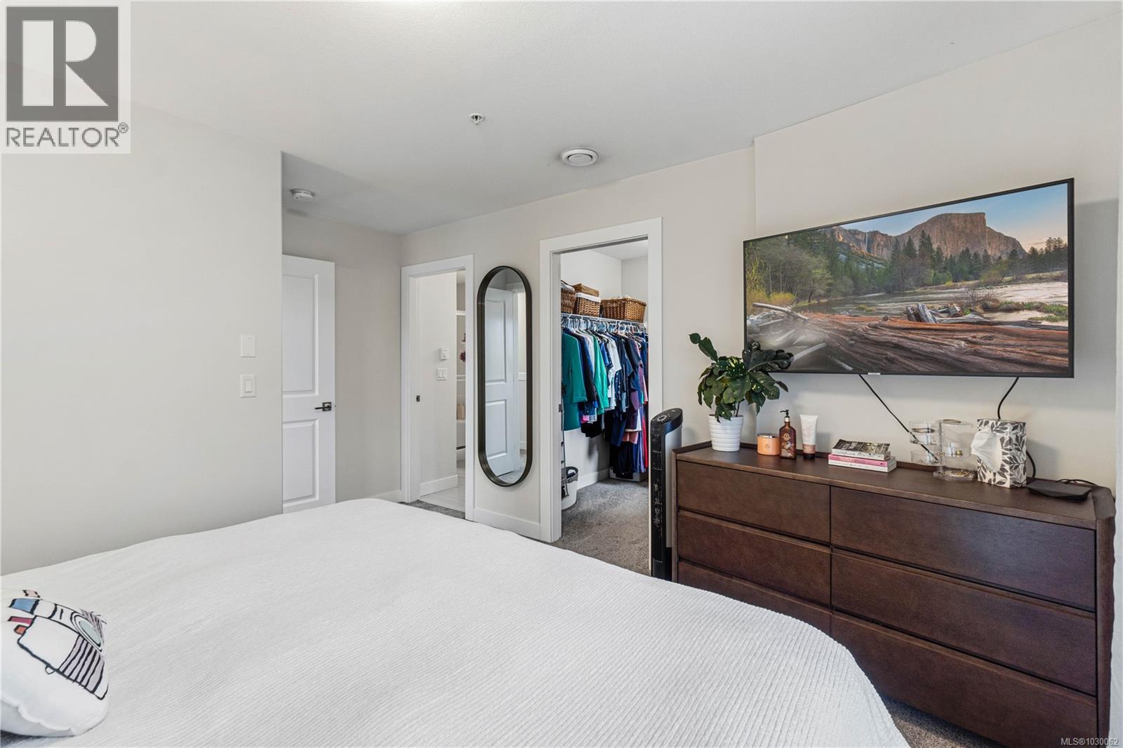 #103 1800 SUMMERHILL PL - 30