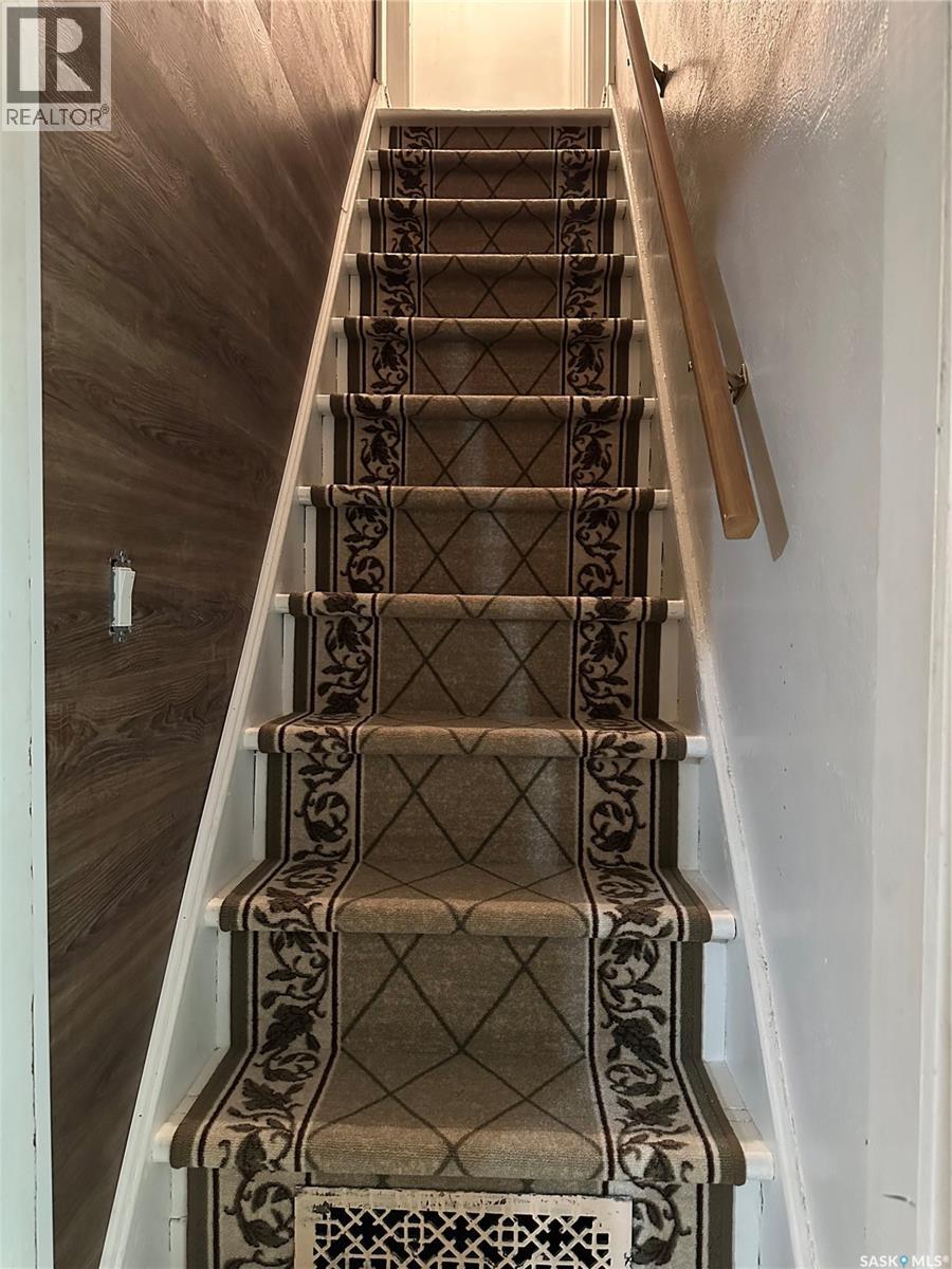 512 1ST STREET W - 15