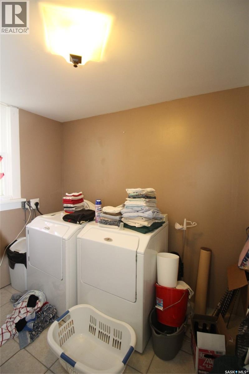 512 1ST STREET W - 8