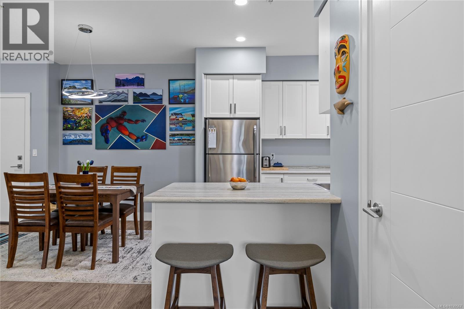 #205 4960 SONGBIRD PL - 11