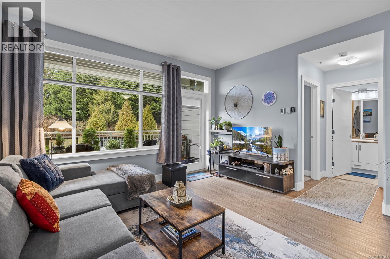 #205 4960 SONGBIRD PL - 3