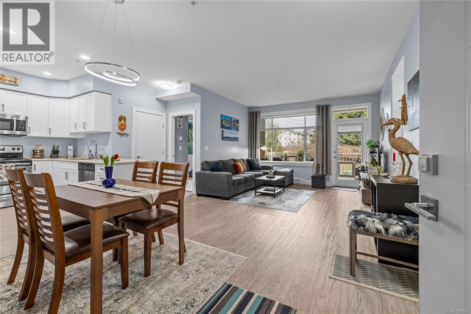 #205 4960 SONGBIRD PL - 5