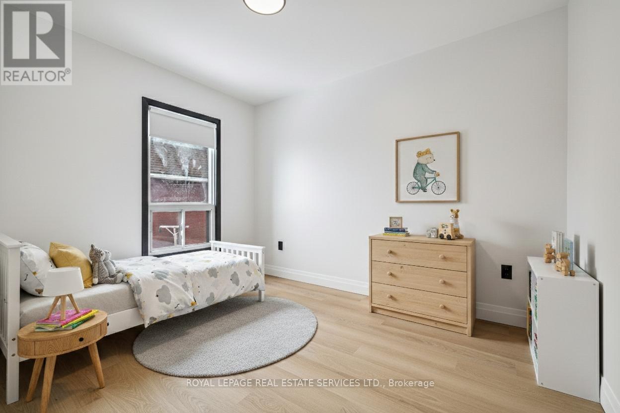 83 BARNESDALE AVENUE N - 22