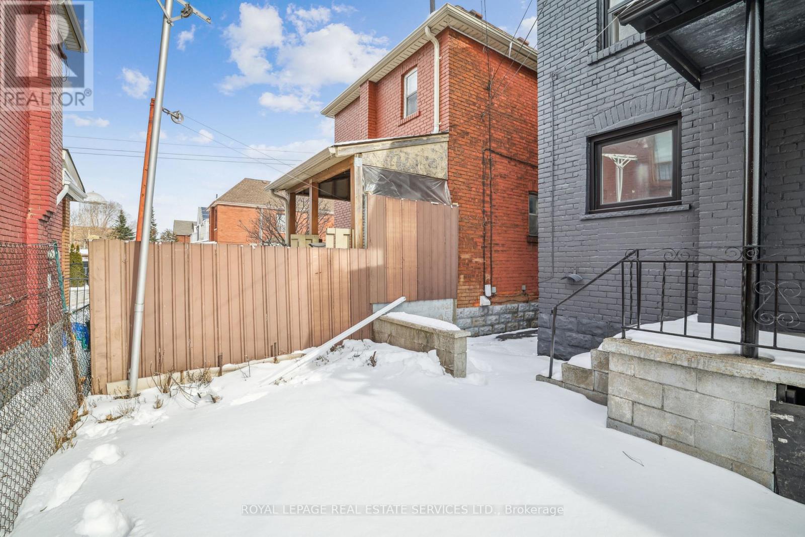83 BARNESDALE AVENUE N - 30