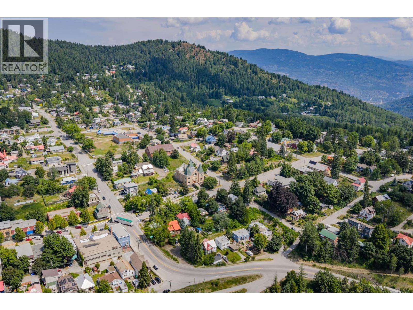 Parcel A COLUMBIA-KOOTENAY Road, Rossland