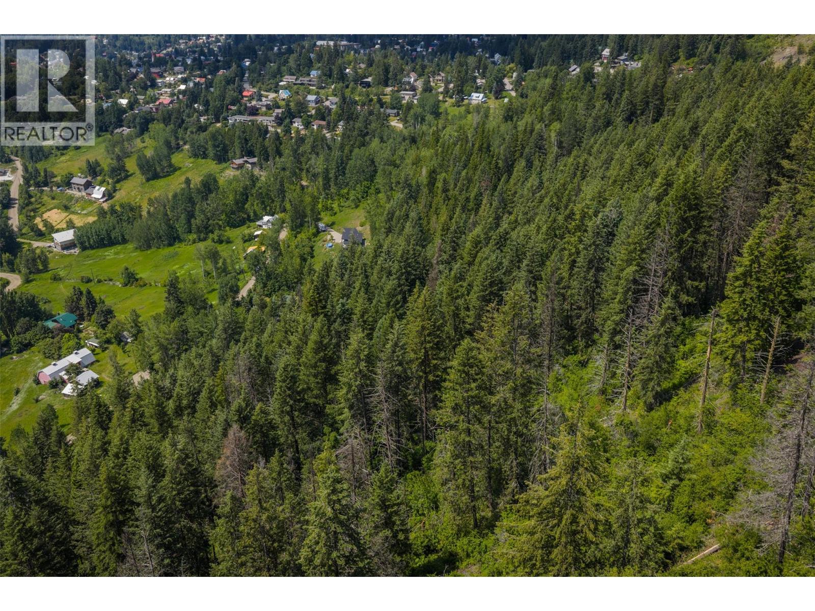 Parcel A COLUMBIA-KOOTENAY Road, Rossland