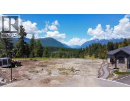 19 Bootleg Gap Close, Kimberley, BC V1A3J1 Photo 13