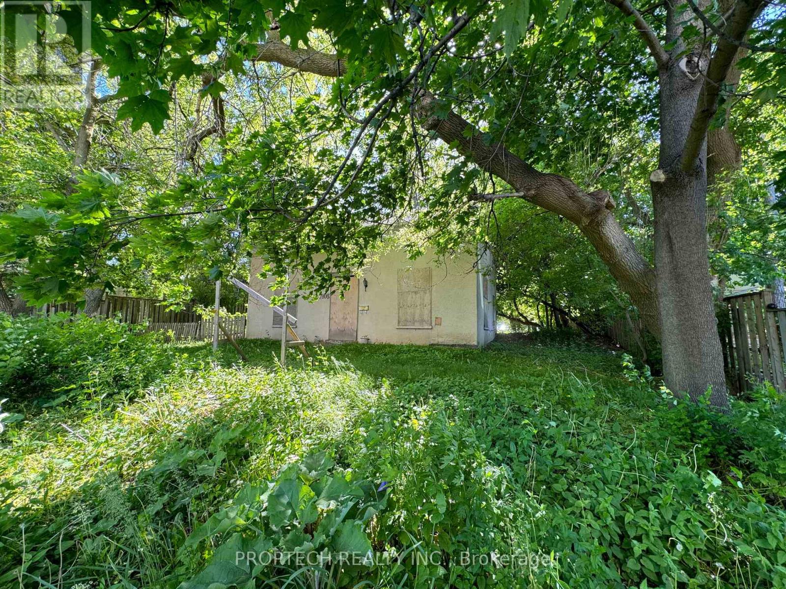 7808 YONGE STREET - 10