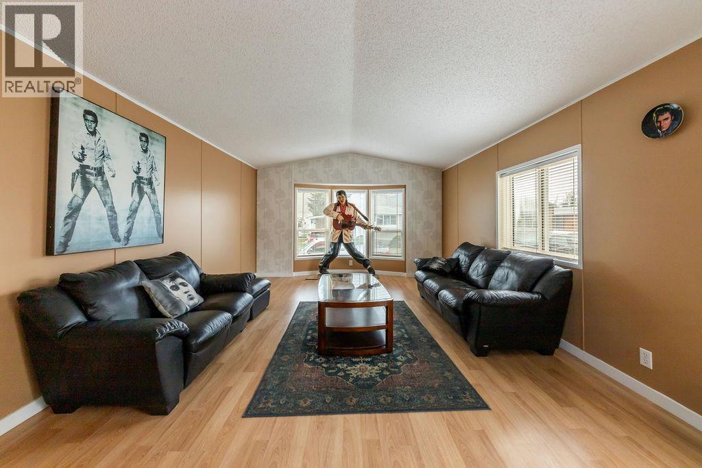 #6 2400 OAKDALE WAY - 15