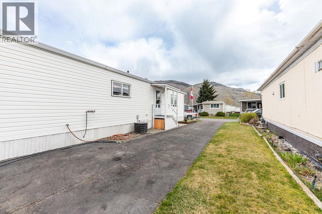 #6 2400 OAKDALE WAY - 9