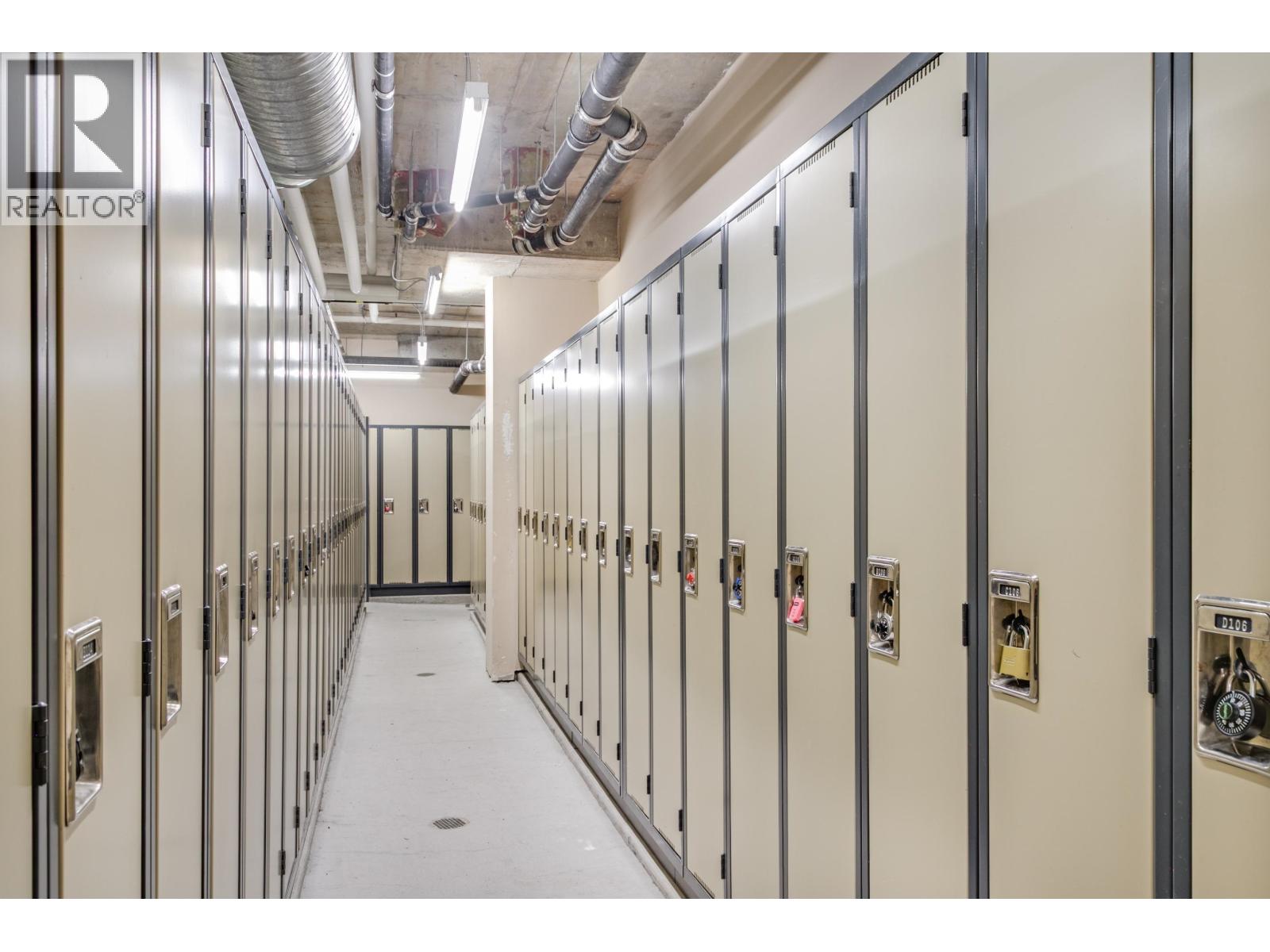 301B 2020 LONDON LANE, Whistler