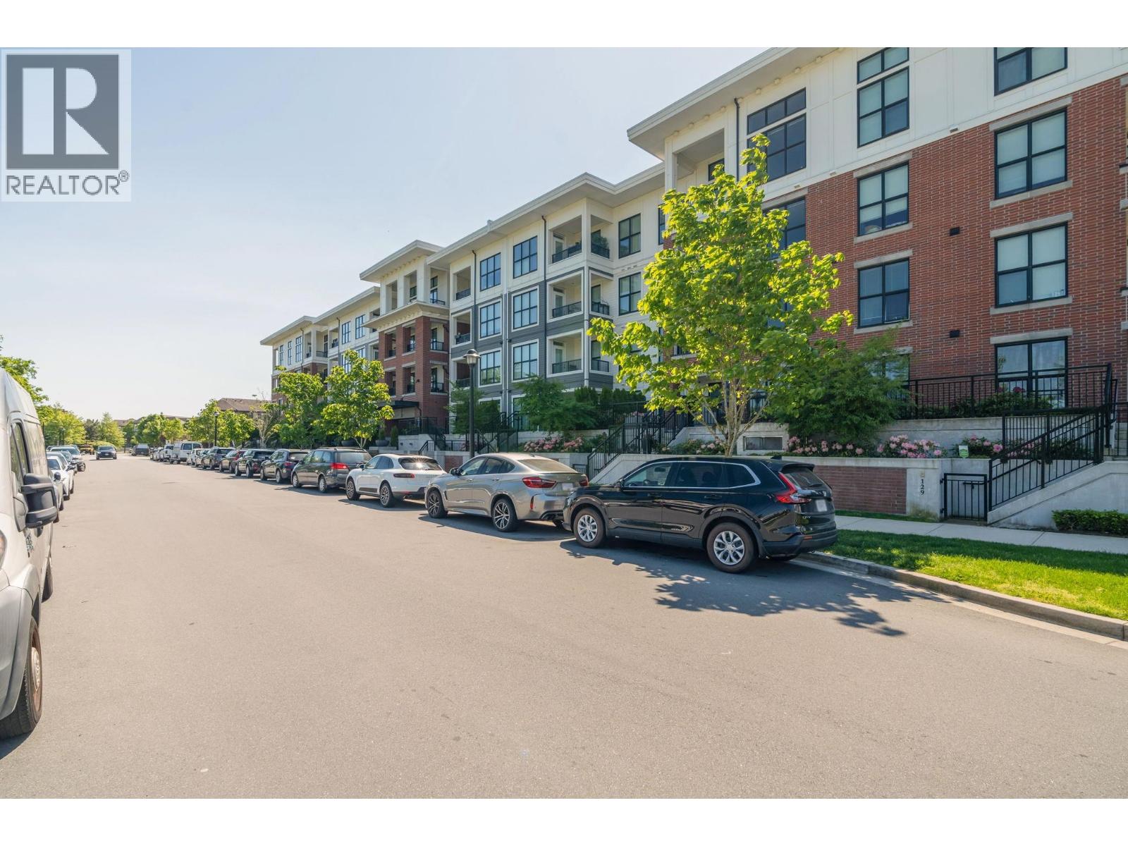 #121-9500 TOMICKI Avenue, Richmond