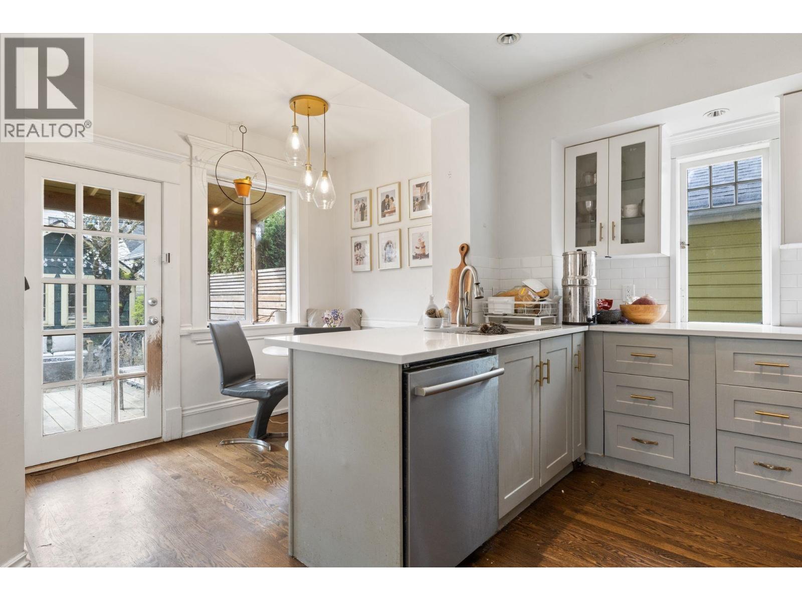 796 E 13TH AVENUE, Vancouver