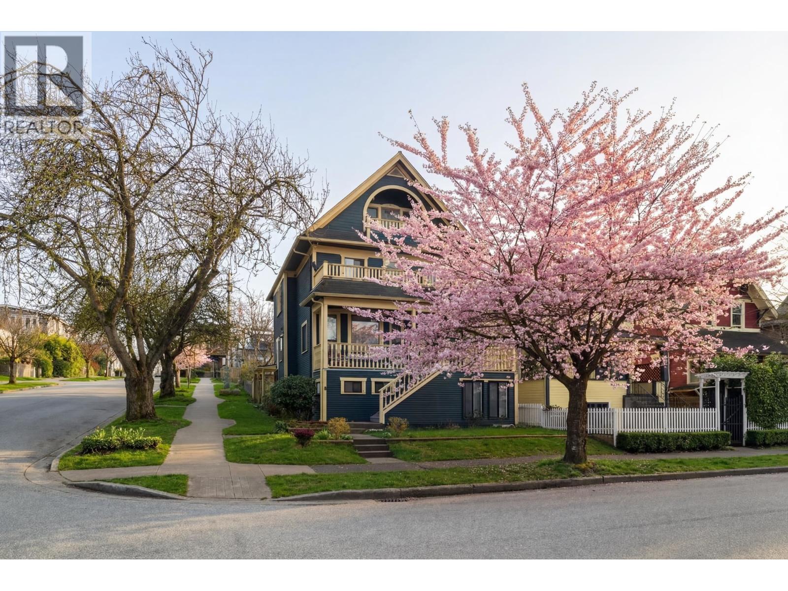 796 E 13TH AVENUE, Vancouver