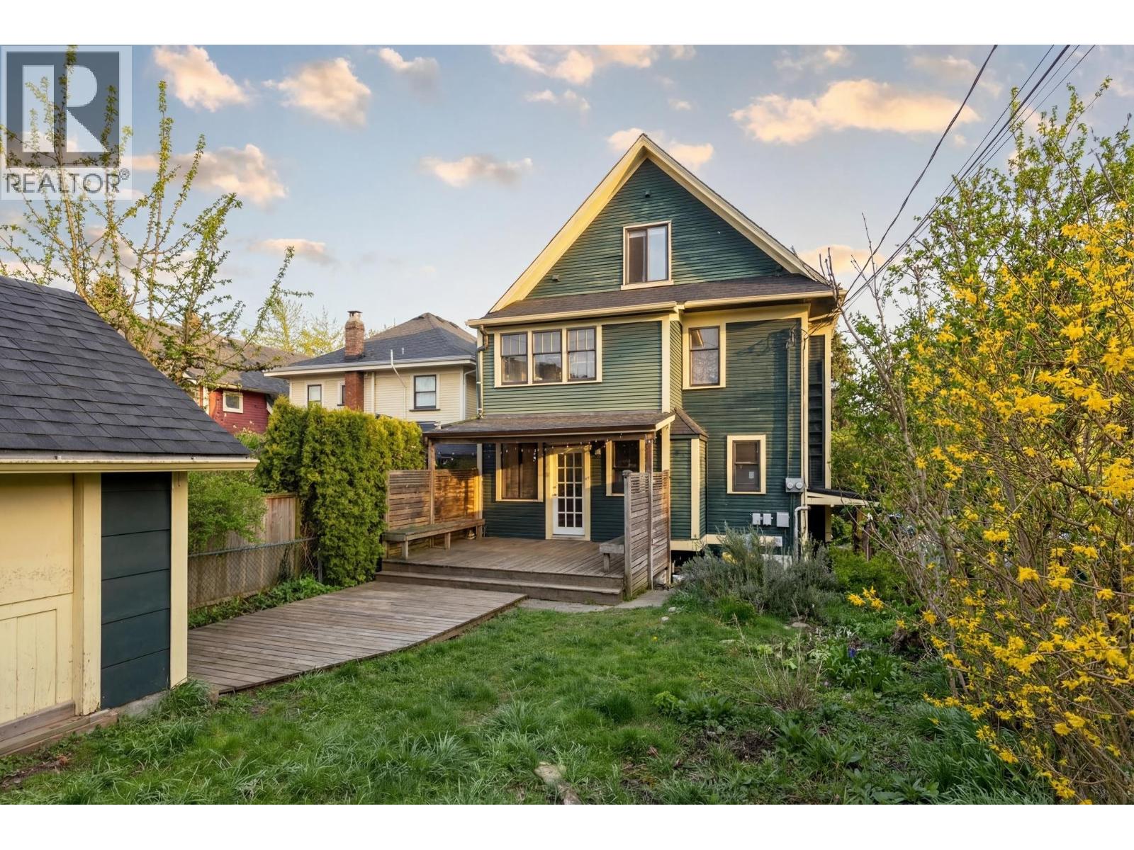 796 E 13TH AVENUE, Vancouver