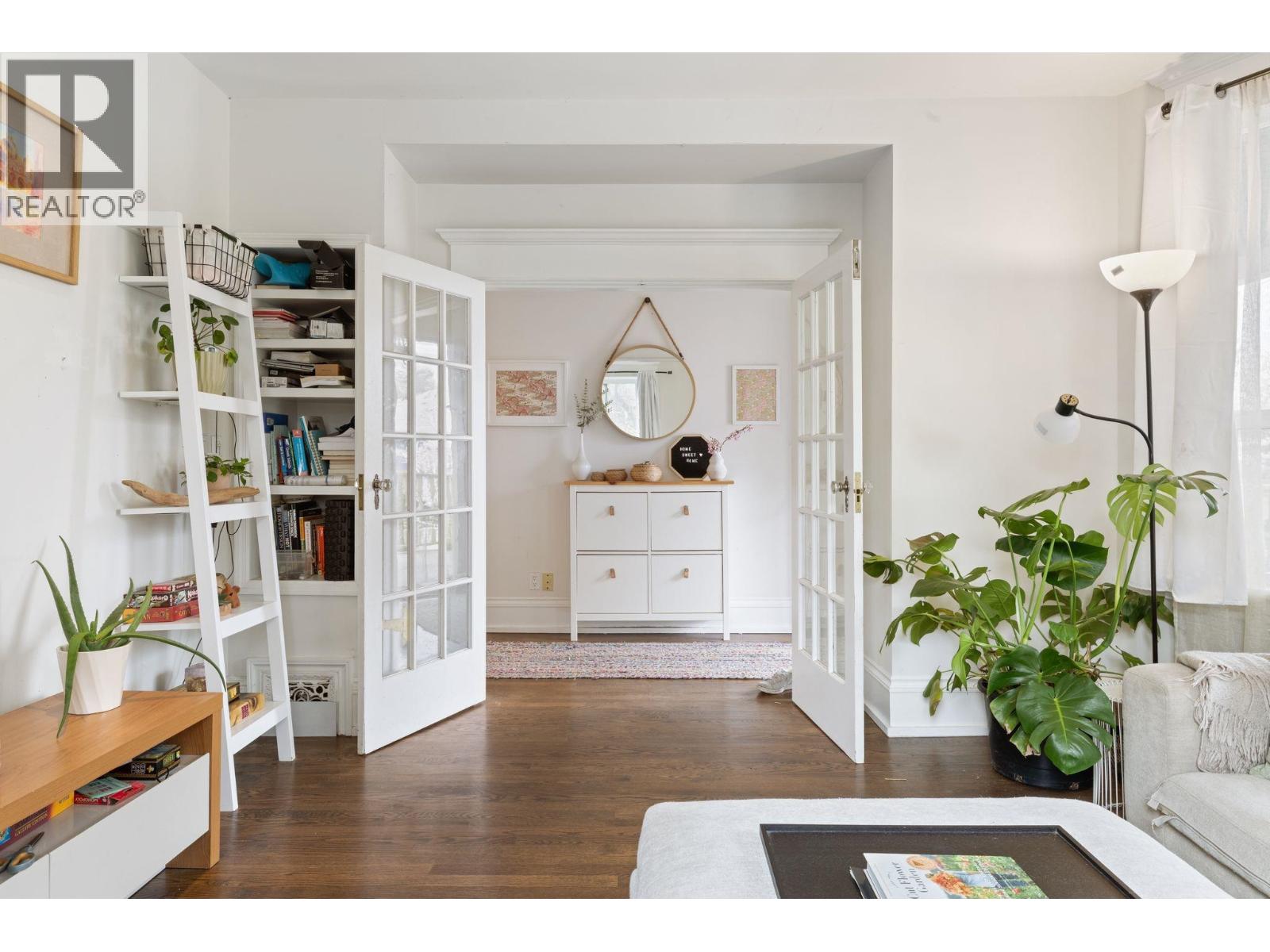 796 E 13TH AVENUE, Vancouver