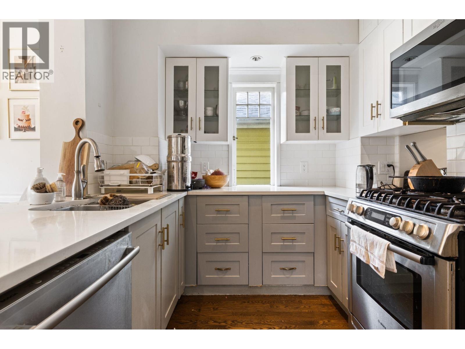 796 E 13TH AVENUE, Vancouver