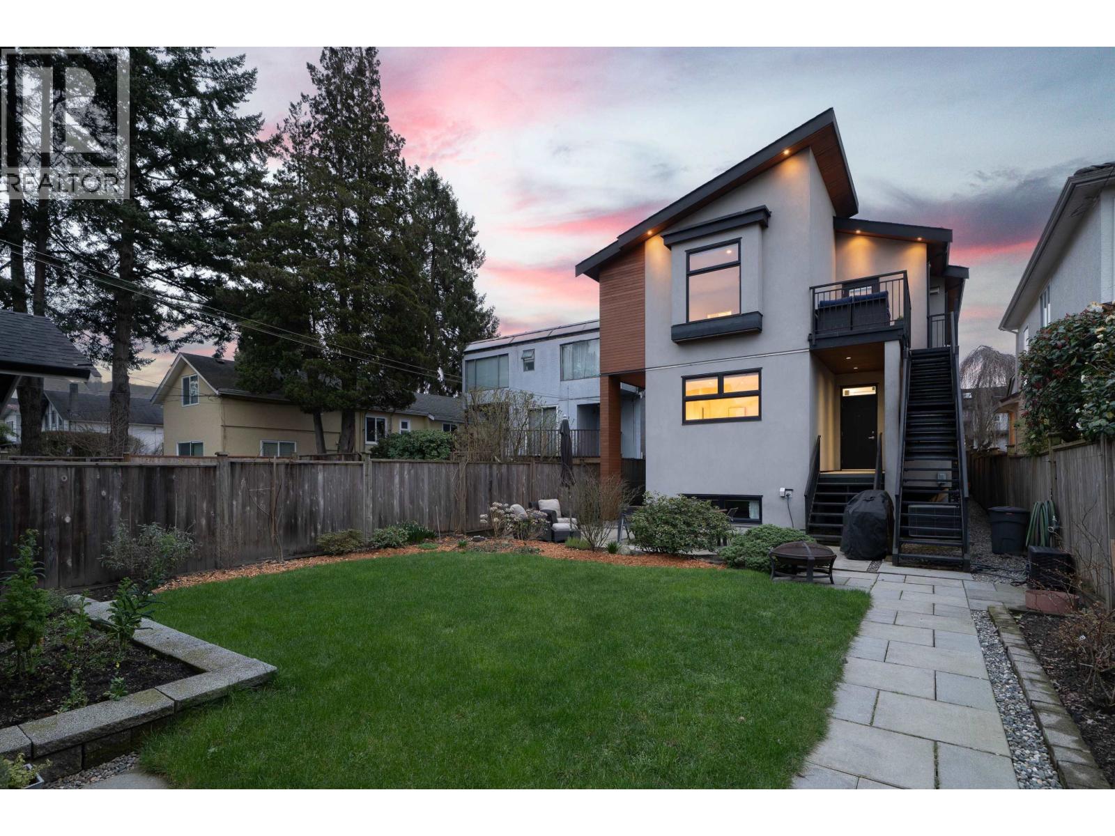 117 W 26TH AVENUE, Vancouver