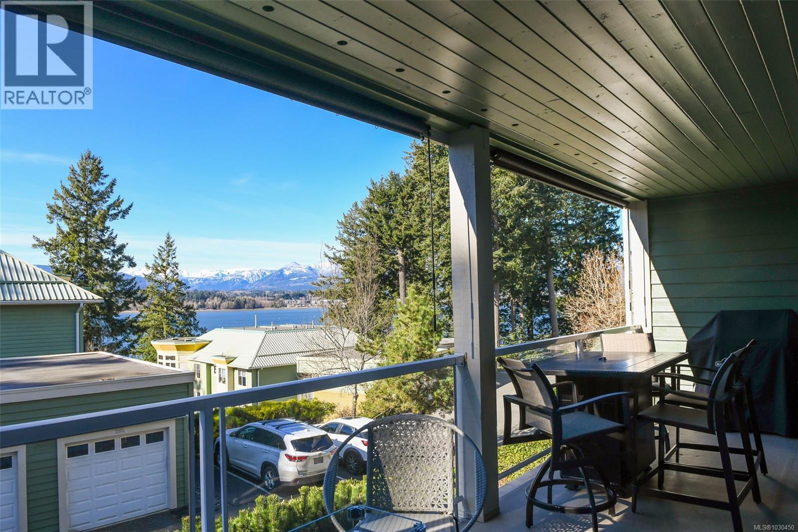 #503 2275 COMOX AVE - 26