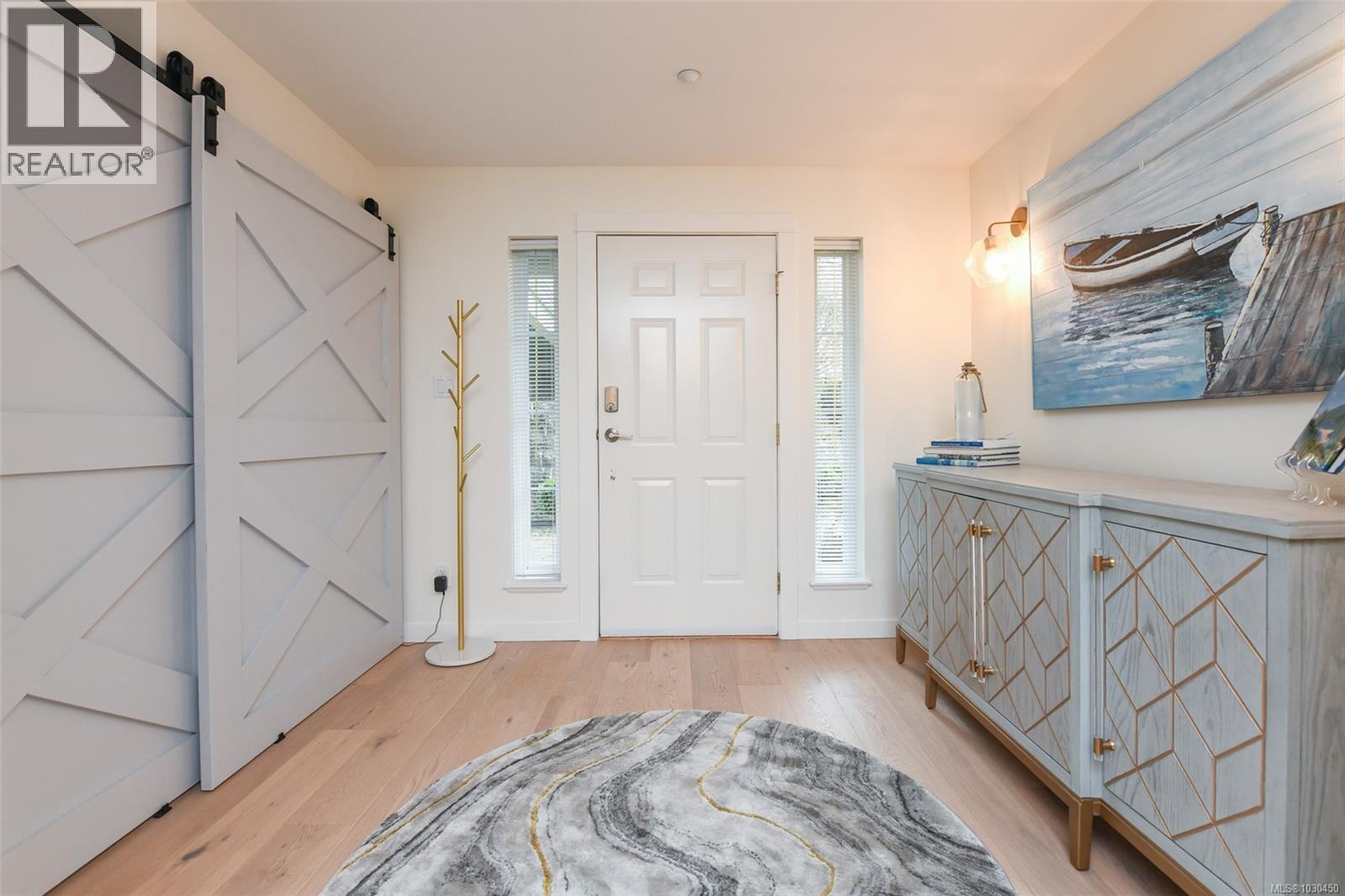 #503 2275 COMOX AVE - 4