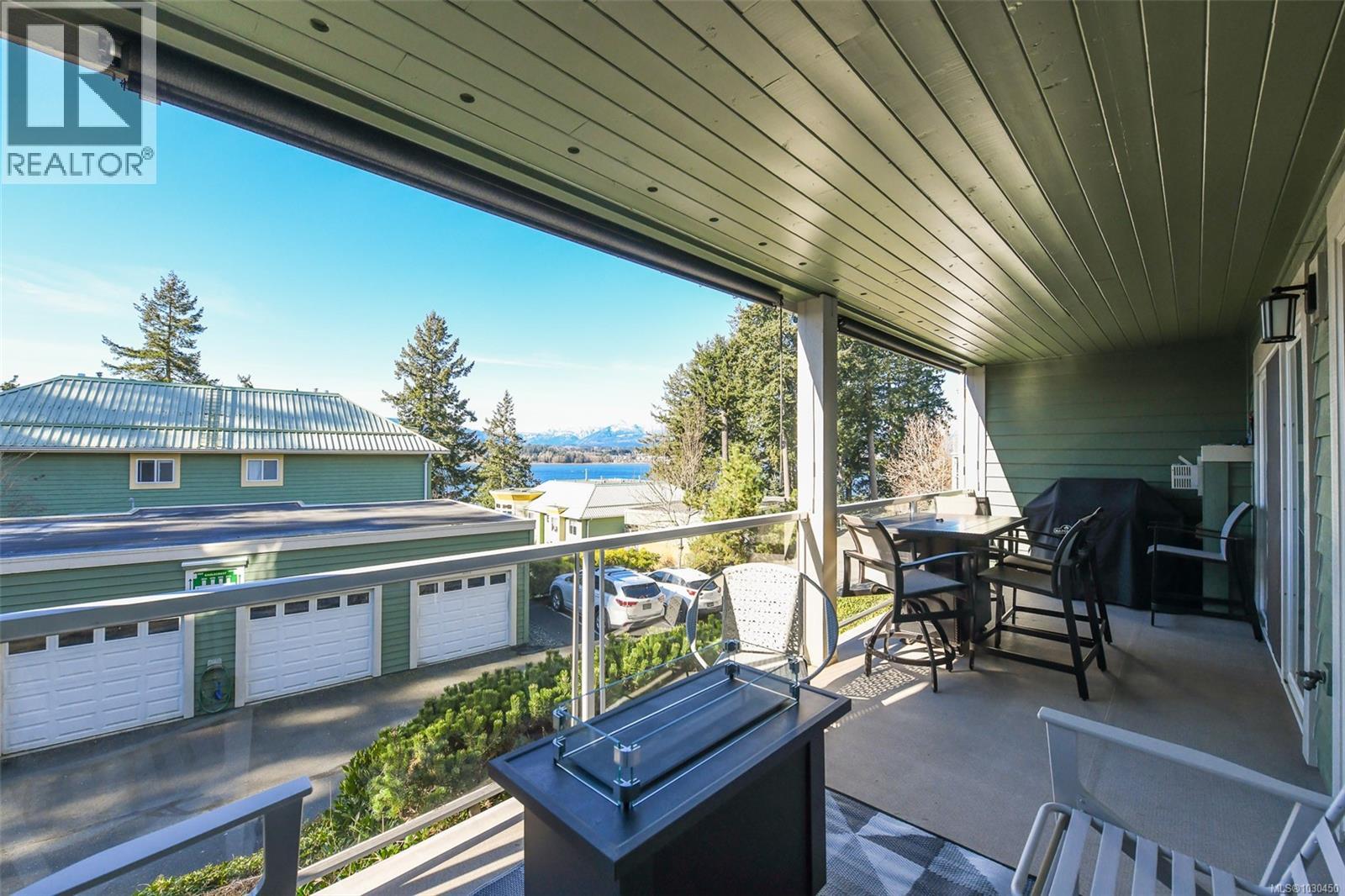 #503 2275 COMOX AVE - 28