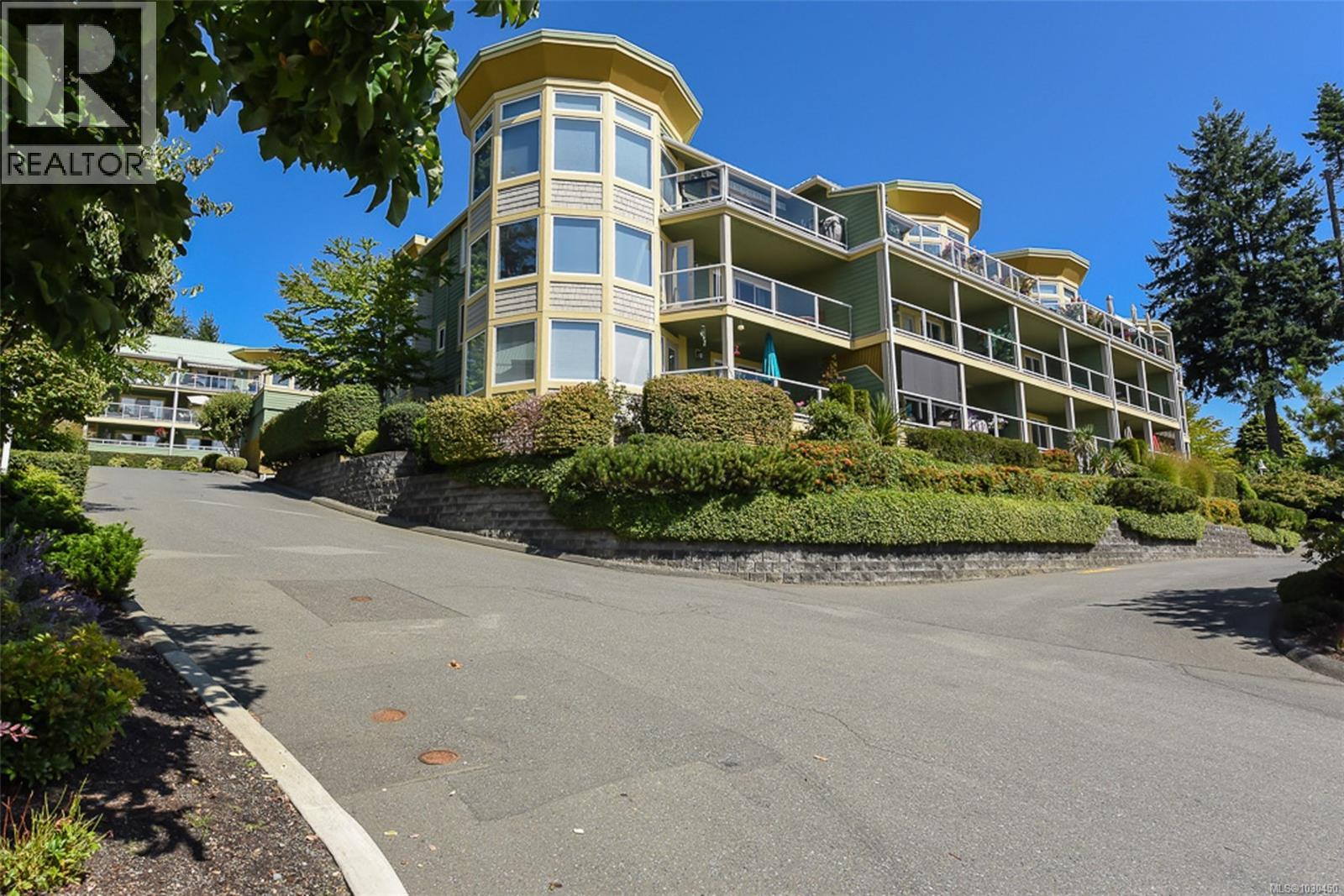 #503 2275 COMOX AVE - 60