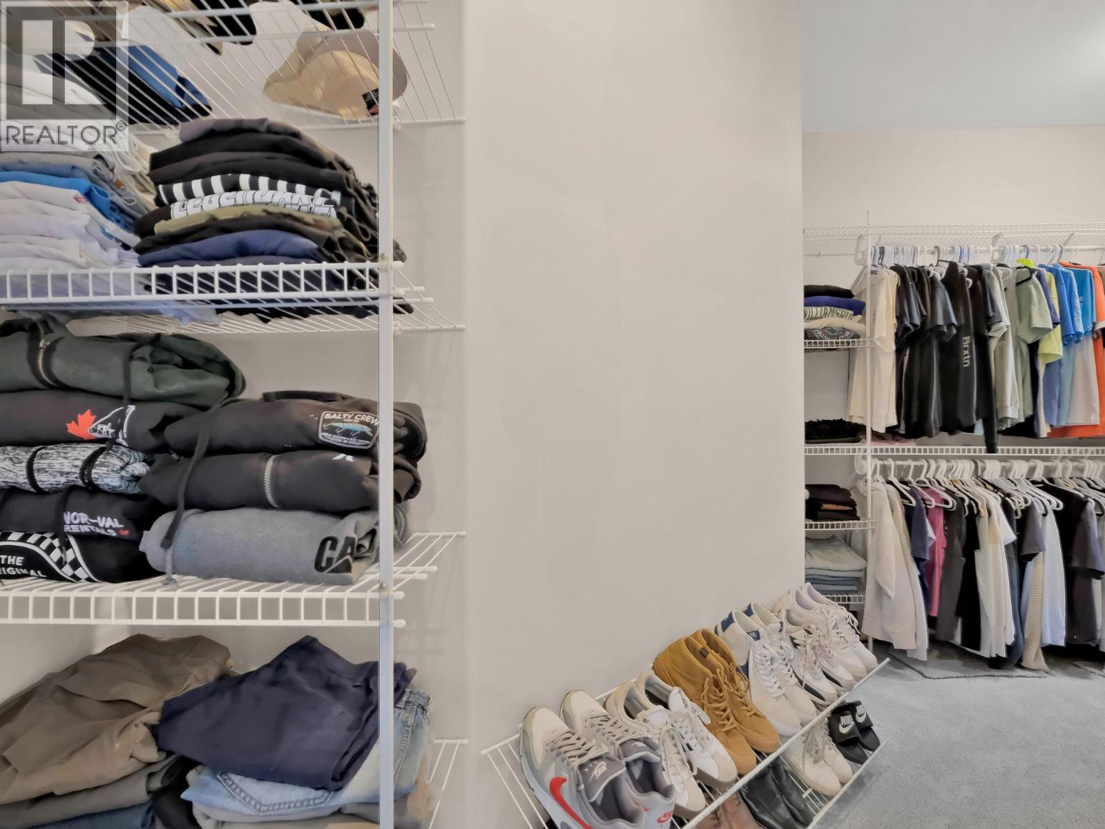 3063 THACKER DRIVE - 35