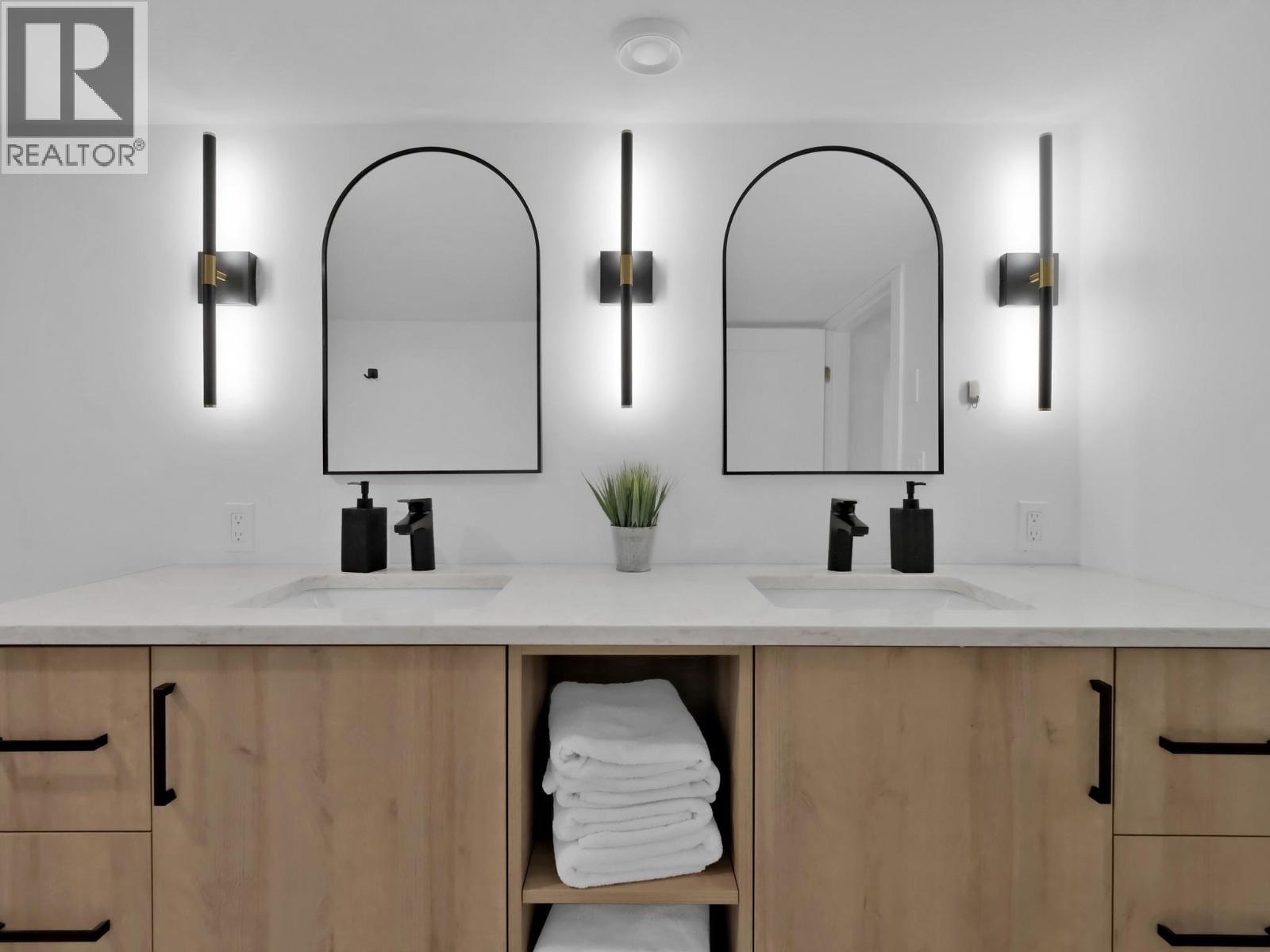 3063 THACKER DRIVE - 40