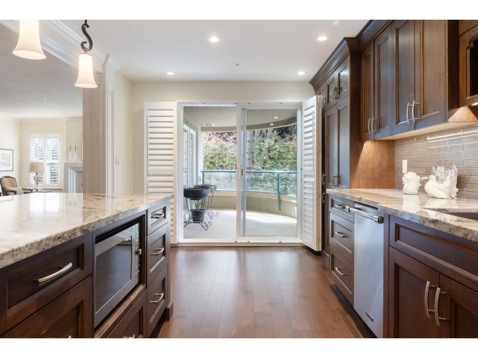 301 1725 128 STREET, Surrey