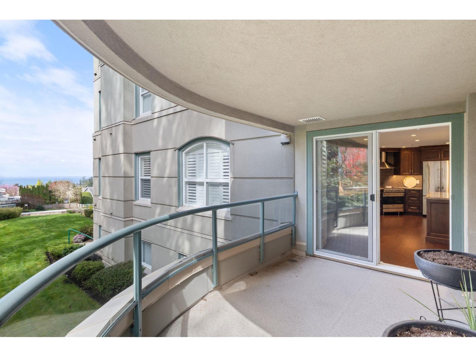 301 1725 128 STREET, Surrey