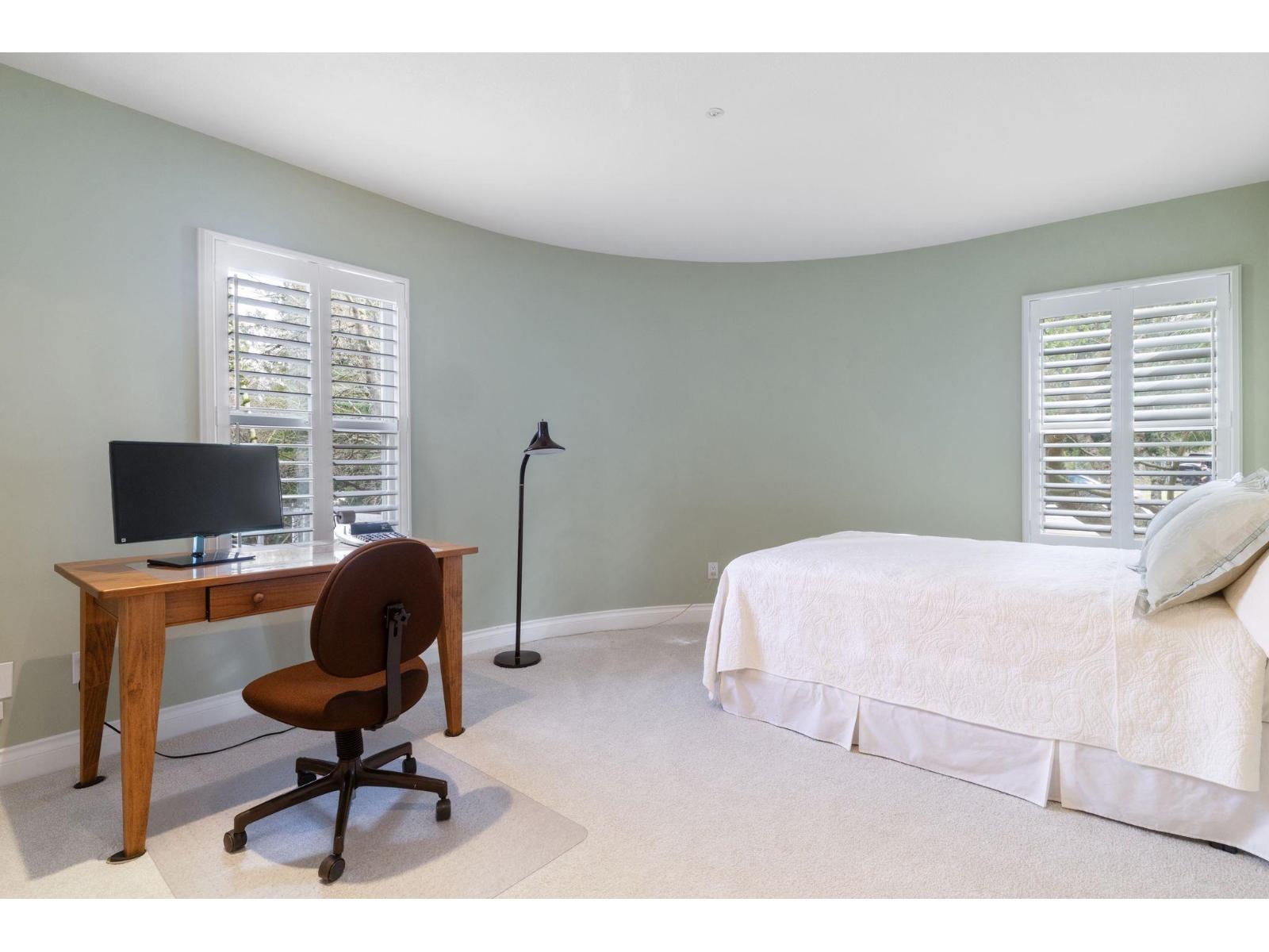 301 1725 128 STREET, Surrey