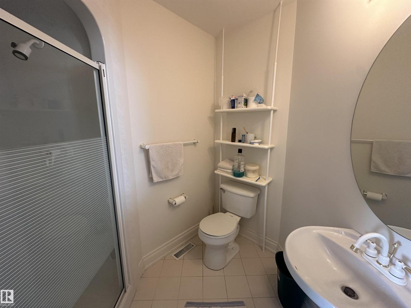 11524 14A AV NW, Edmonton