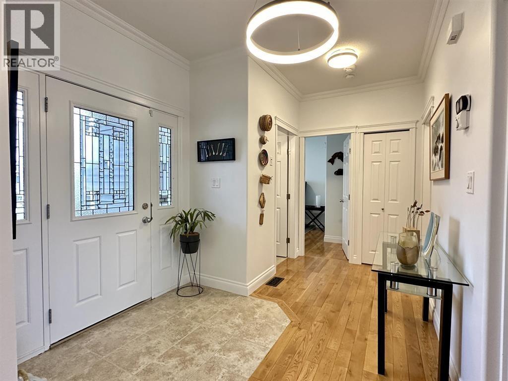 3473 HARGREAVES AVENUE - 8