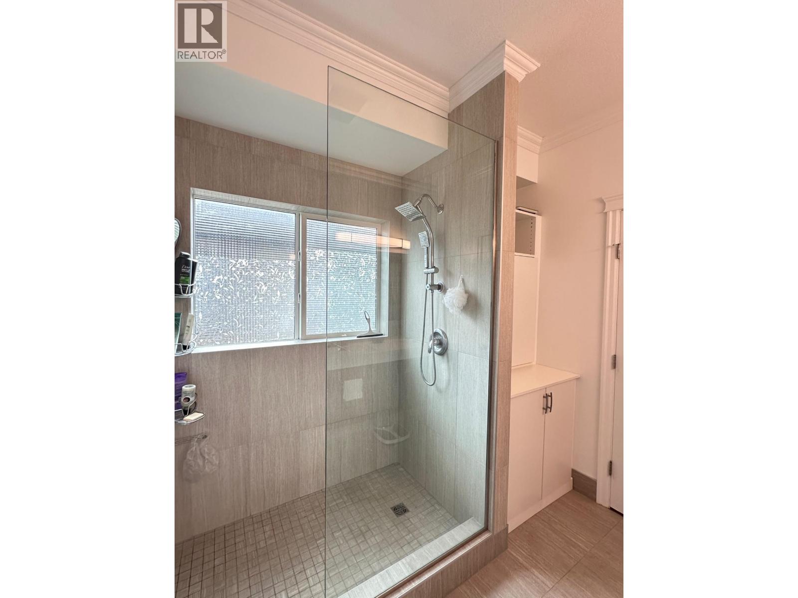 3473 HARGREAVES AVENUE - 27