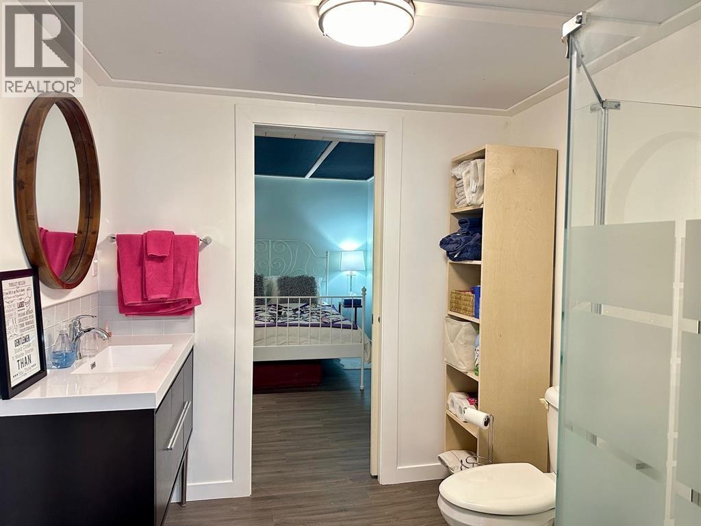 3473 HARGREAVES AVENUE - 37