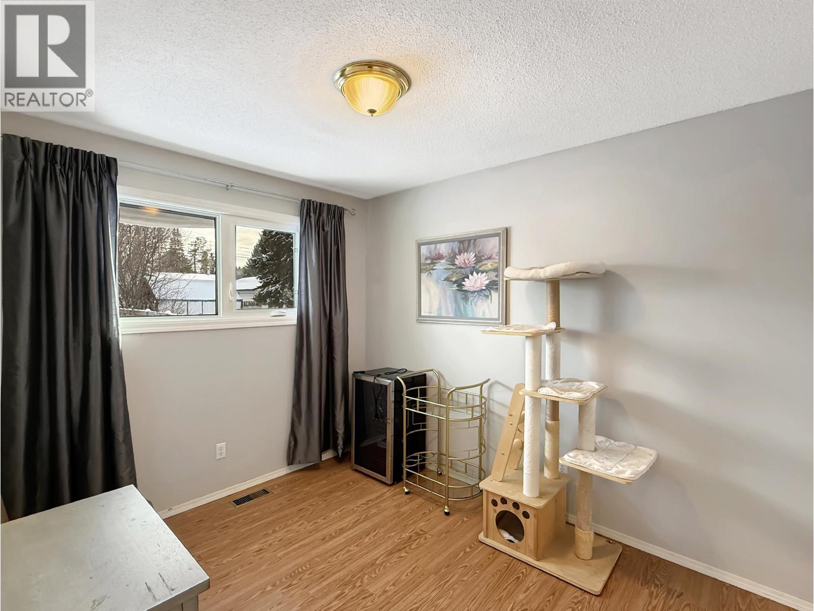 2823 ATHLONE AVENUE - 17