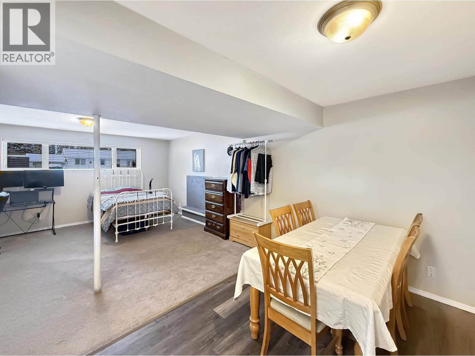 2823 ATHLONE AVENUE - 35