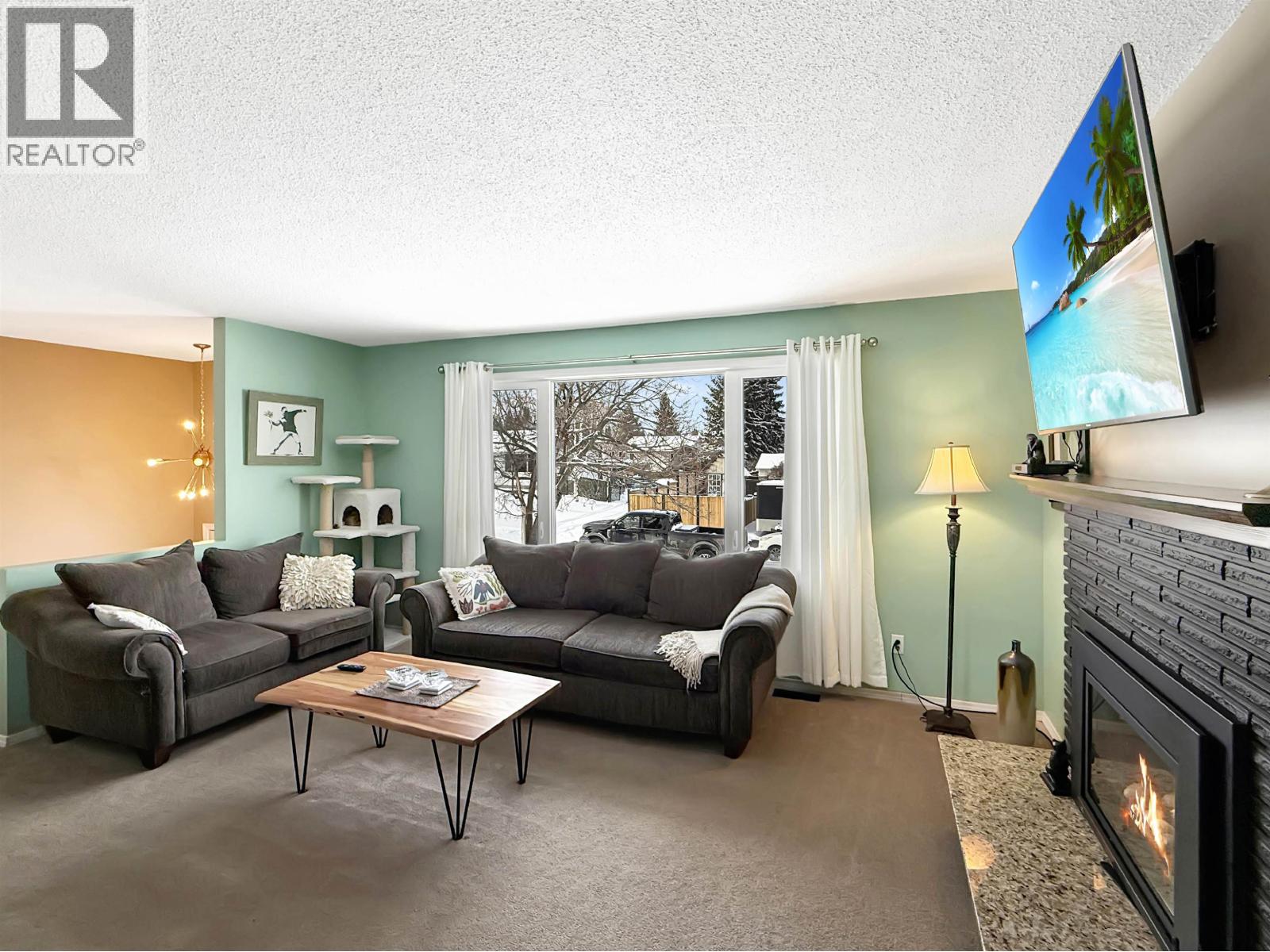 2823 ATHLONE AVENUE - 4